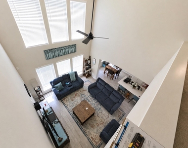 377 Selah Court - Photo Thumbnail 1