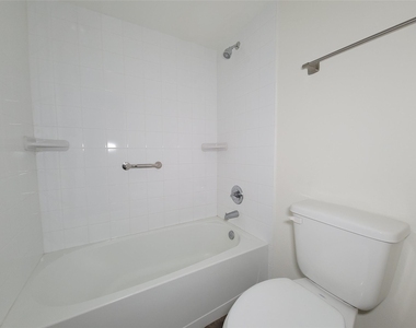 2800 Jeanetta - Photo Thumbnail 24