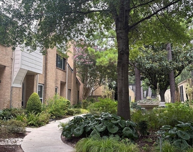 12625 Memorial Drive - Photo Thumbnail 3