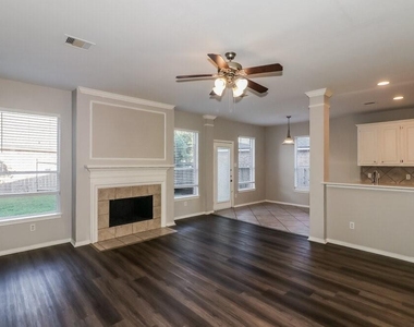 9510 Wakefield Village Drive - Photo Thumbnail 1