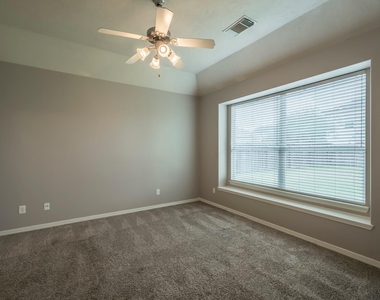 21902 Silverfield Park Lane - Photo Thumbnail 9