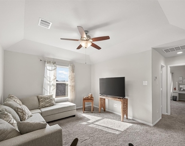 3723 Lake Varano Circle - Photo Thumbnail 24