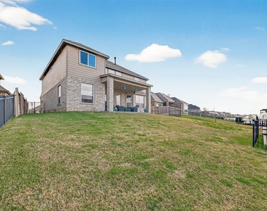 3723 Lake Varano Circle - Photo Thumbnail 38