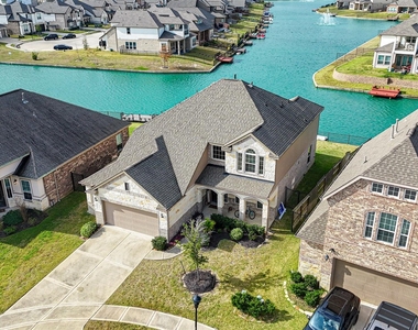 3723 Lake Varano Circle - Photo Thumbnail 41