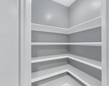 1363 Westgreen Boulevard - Photo Thumbnail 36