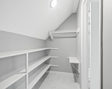 1363 Westgreen Boulevard - Photo Thumbnail 24