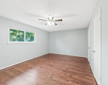 1363 Westgreen Boulevard - Photo Thumbnail 19