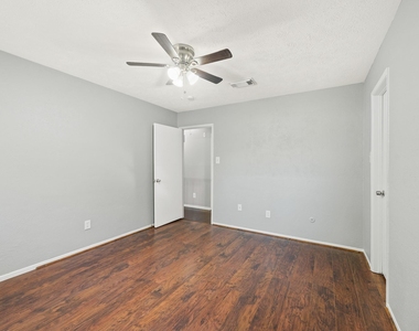1363 Westgreen Boulevard - Photo Thumbnail 15