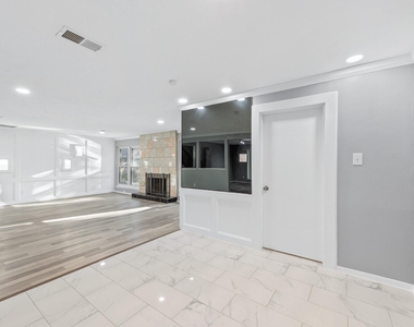 1363 Westgreen Boulevard - Photo Thumbnail 37
