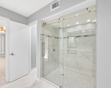 1363 Westgreen Boulevard - Photo Thumbnail 30