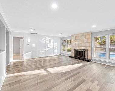 1363 Westgreen Boulevard - Photo Thumbnail 6