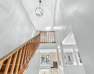 1363 Westgreen Boulevard - Photo Thumbnail 2