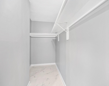 1363 Westgreen Boulevard - Photo Thumbnail 29