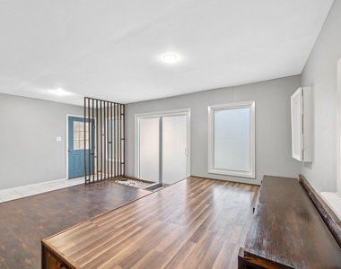 1363 Westgreen Boulevard - Photo Thumbnail 45