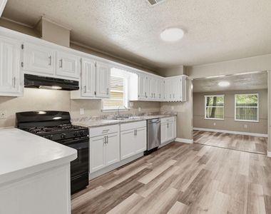 1109 E Walker Street - Photo Thumbnail 13