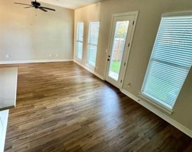 5100 Westgate Lane - Photo Thumbnail 2
