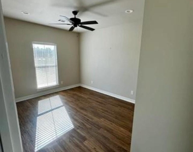 5100 Westgate Lane - Photo Thumbnail 18