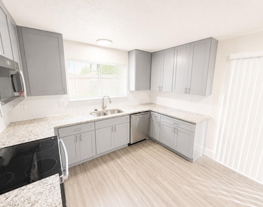 17150 Port O Call Street - Photo Thumbnail 25