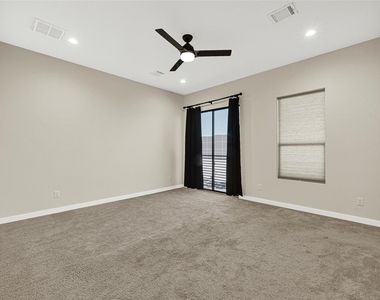 2317 Eagle Street - Photo Thumbnail 23