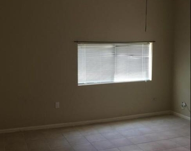 720 4th Avenue N - Photo Thumbnail 2