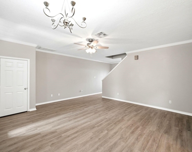 1612 Culture Lane - Photo Thumbnail 7