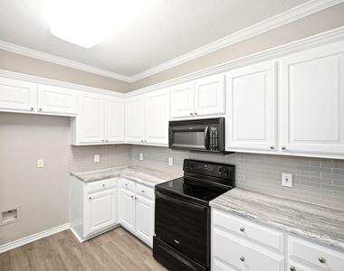 1612 Culture Lane - Photo Thumbnail 14