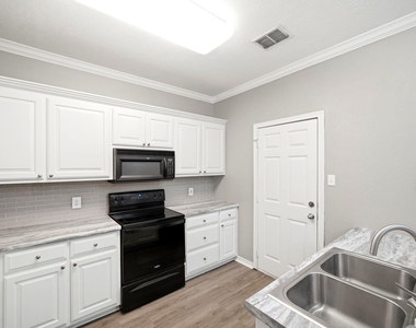 1612 Culture Lane - Photo Thumbnail 16