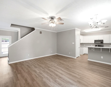 1612 Culture Lane - Photo Thumbnail 10