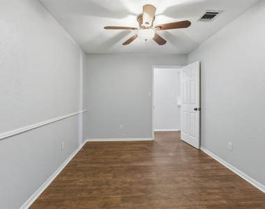 3721 Avenue R - Photo Thumbnail 20