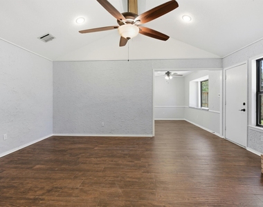 3721 Avenue R - Photo Thumbnail 10