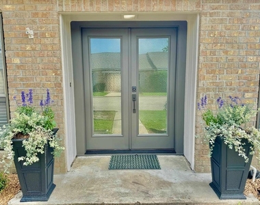 495 Yorktown Lane - Photo Thumbnail 1