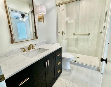 495 Yorktown Lane - Photo Thumbnail 23