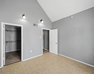 14550 Fonmeadow Drive - Photo Thumbnail 2