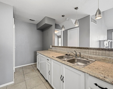 14550 Fonmeadow Drive - Photo Thumbnail 18