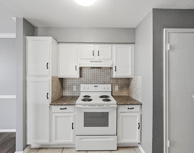 14550 Fonmeadow Drive - Photo Thumbnail 17