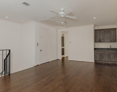 2503 Lake Front Circle - Photo Thumbnail 22