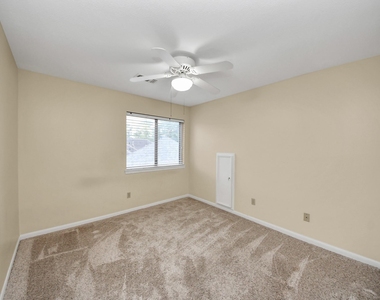 10503 Great Plains Lane - Photo Thumbnail 26