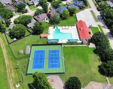 10503 Great Plains Lane - Photo Thumbnail 33