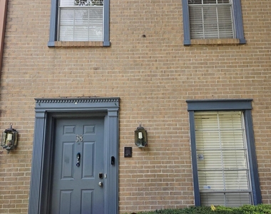 2323 Augusta Drive - Photo Thumbnail 12