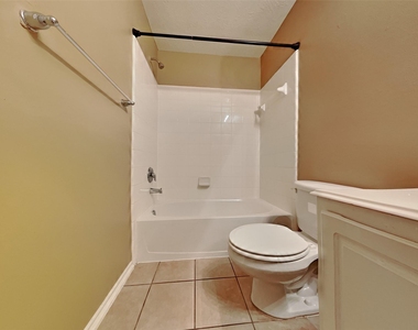 6220 Stoney Creek Drive - Photo Thumbnail 14