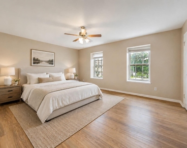 351 N Post Oak Lane - Photo Thumbnail 13