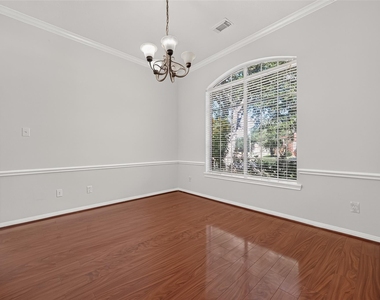 10802 Warner Hollow Court - Photo Thumbnail 6