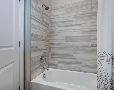 7257 Borland Lane - Photo Thumbnail 16