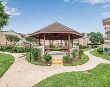 2120 El Paseo Street - Photo Thumbnail 27