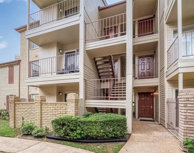 2120 El Paseo Street - Photo Thumbnail 4
