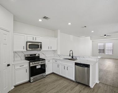 1705 Stuart Street - Photo Thumbnail 12