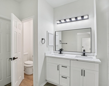 1705 Stuart Street - Photo Thumbnail 19