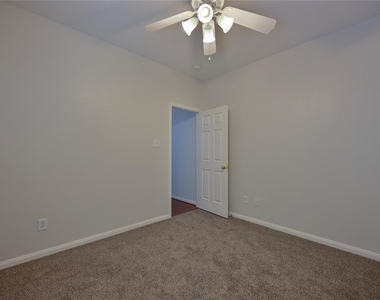 6715 Village Bridge Drive - Photo Thumbnail 16