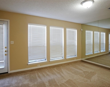 2277 Kirkwood Road - Photo Thumbnail 4