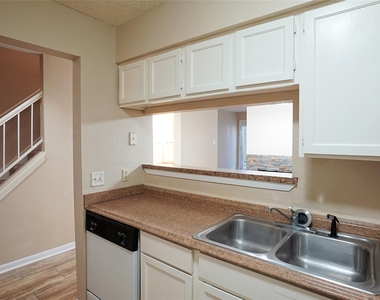2277 Kirkwood Road - Photo Thumbnail 12
